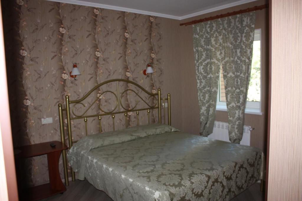 Отель Hotel Gostynnyi Dvir Буча-30