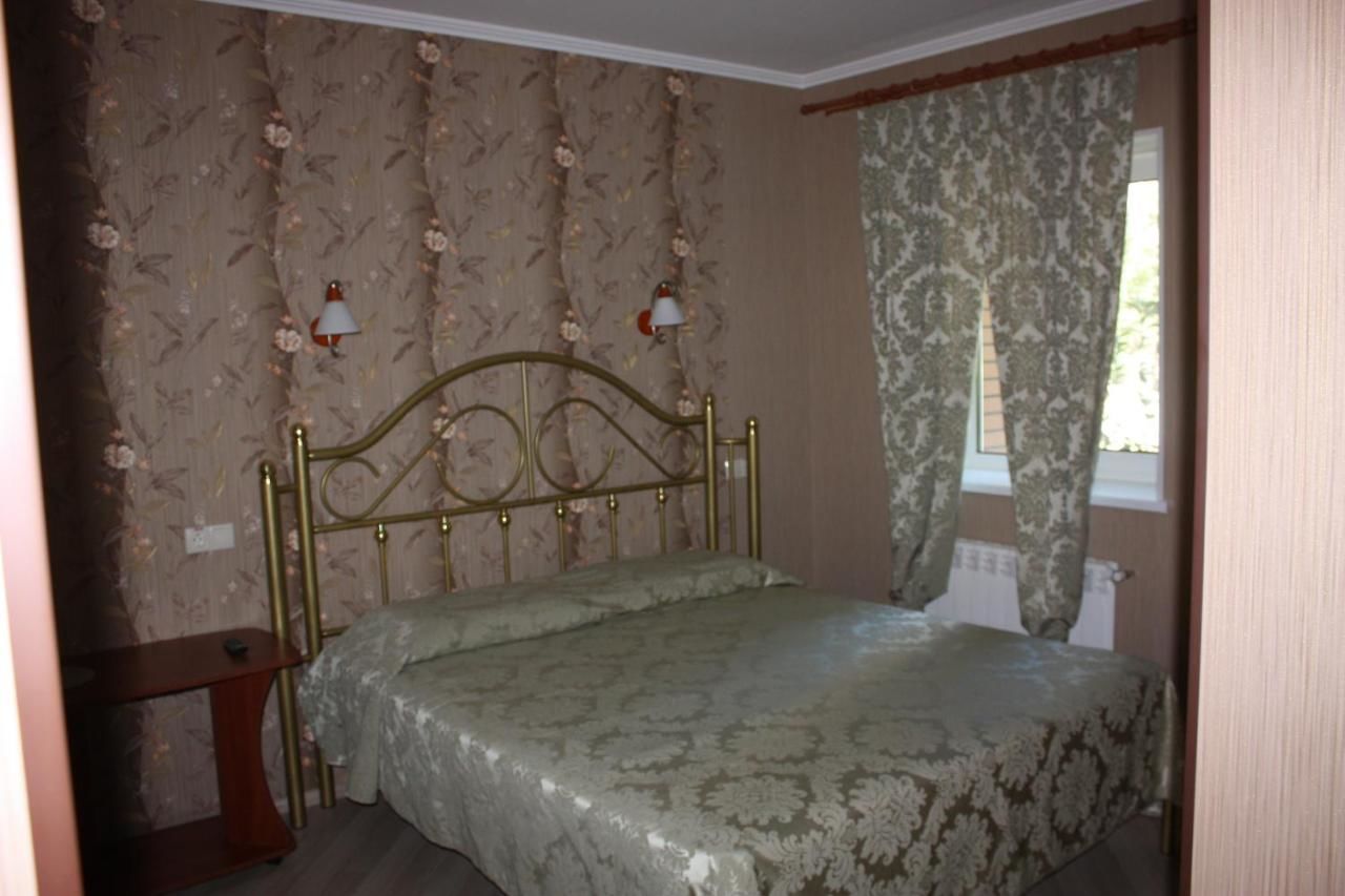 Отель Hotel Gostynnyi Dvir Буча-12